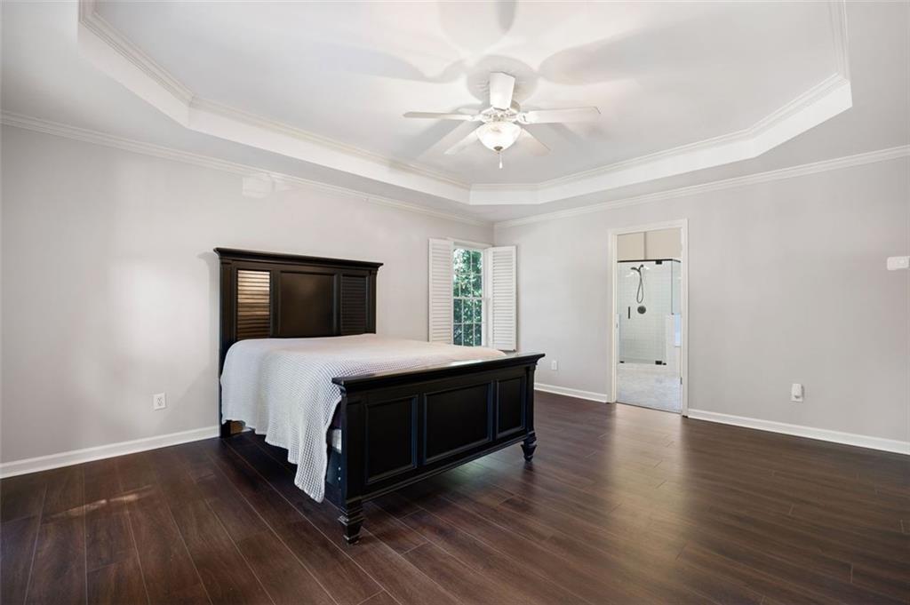 946 Cornwall Court SW