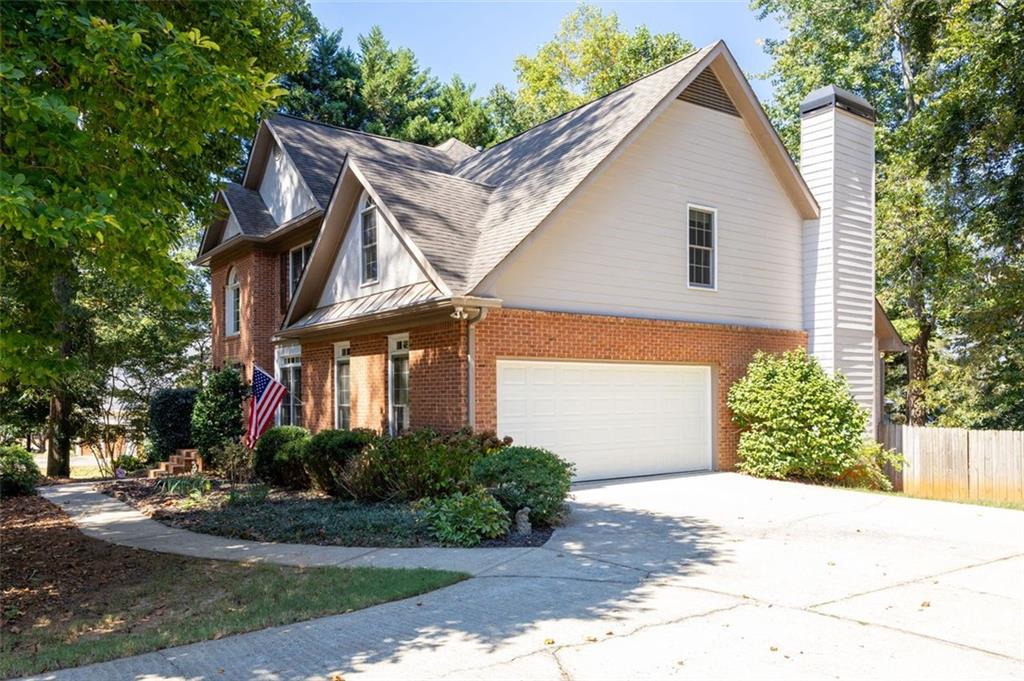 946 Cornwall Court SW