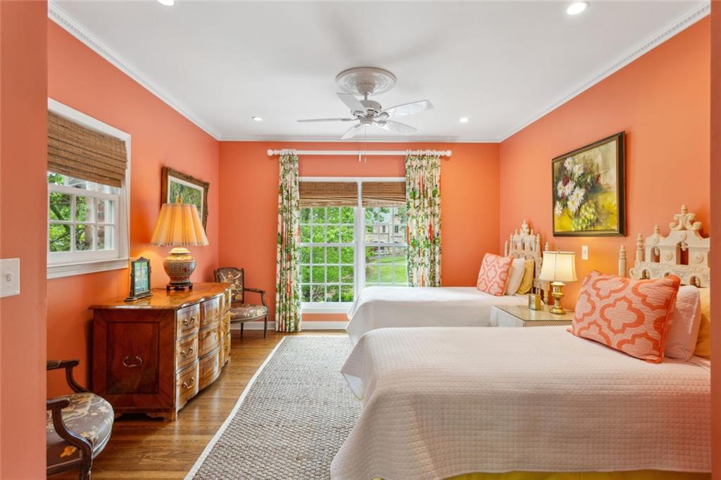 4584 E Conway Drive NW