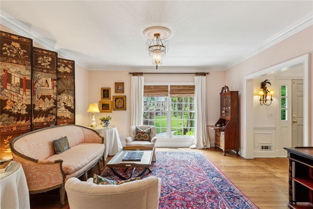 4584 E Conway Drive NW