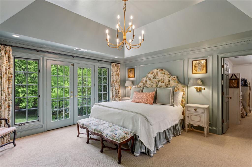 4584 E Conway Drive NW