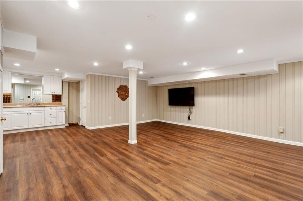 4584 E Conway Drive NW