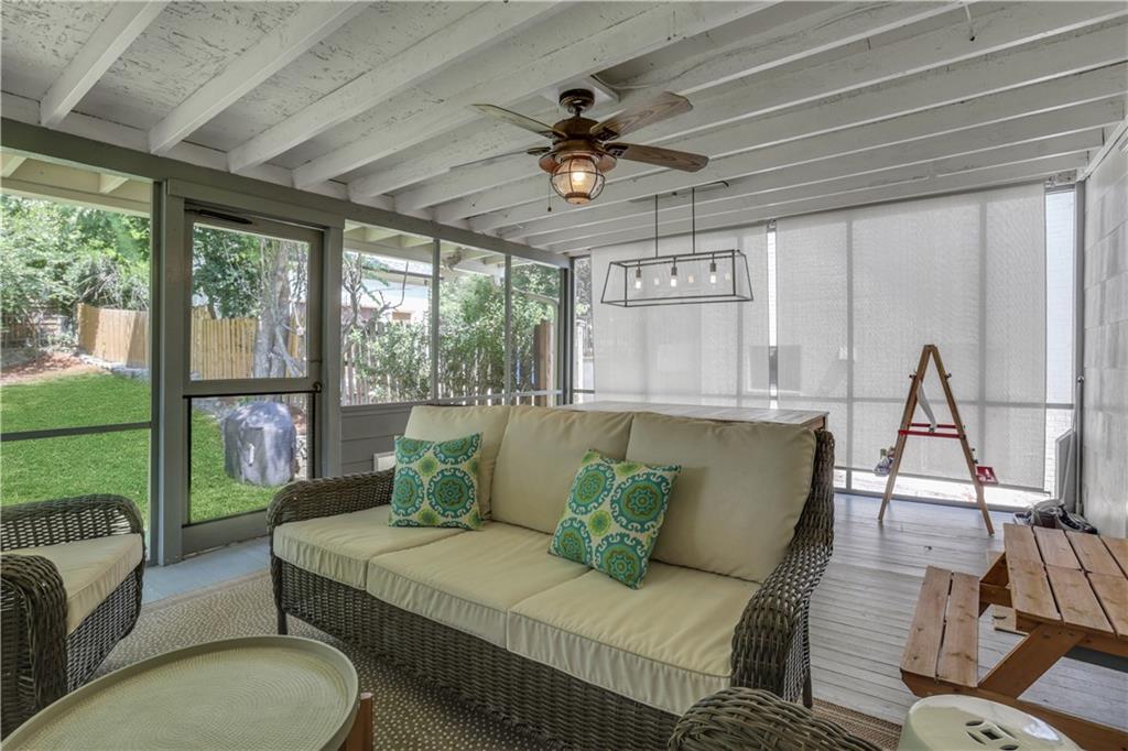 204 Springdale Drive NE