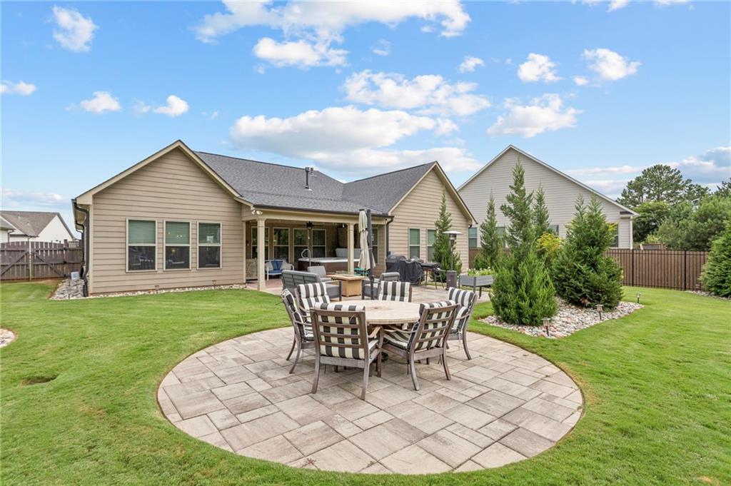 5136 Castlehaven Bend