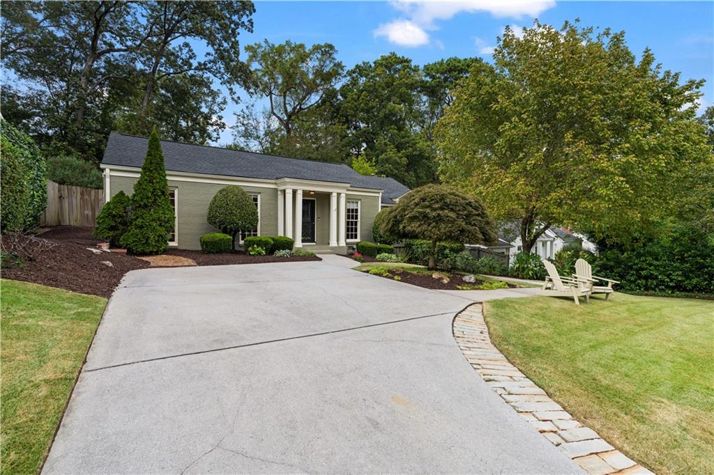 1836 Walthall Drive NW