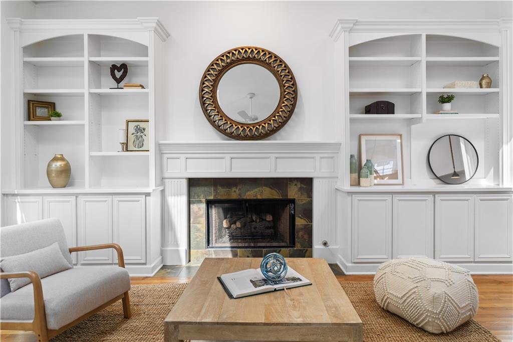 1836 Walthall Drive NW