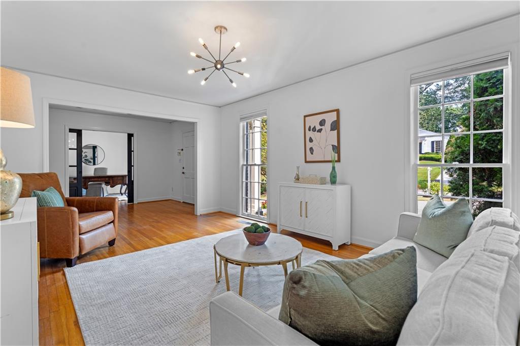 1836 Walthall Drive NW