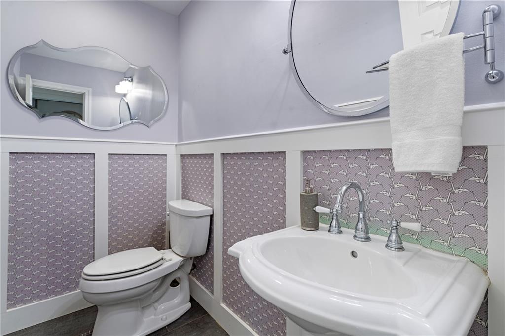 1836 Walthall Drive NW