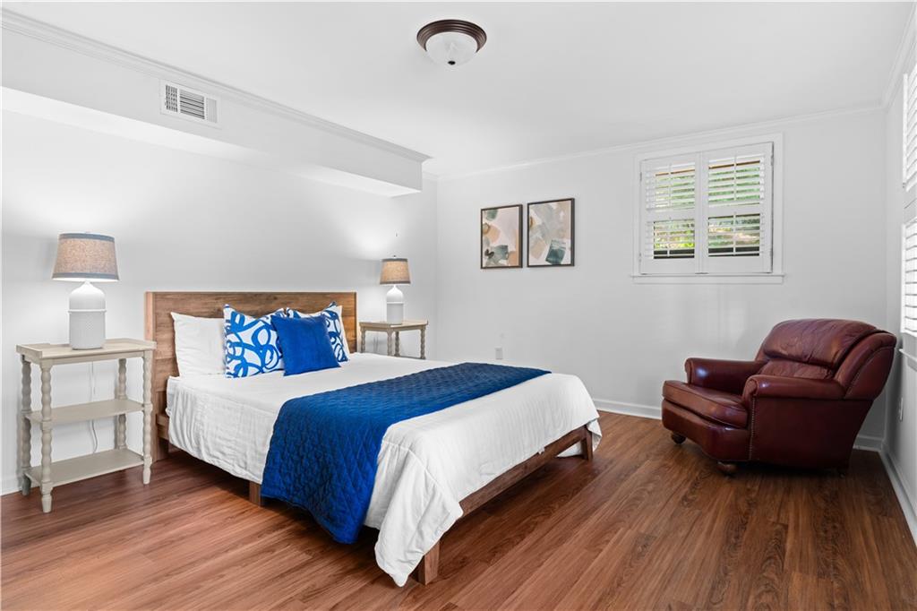 1836 Walthall Drive NW