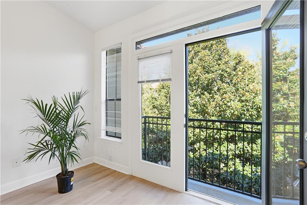 3777 PEACHTREE Road NE Unit 933