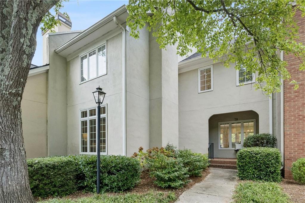 78 Paces West Circle NW