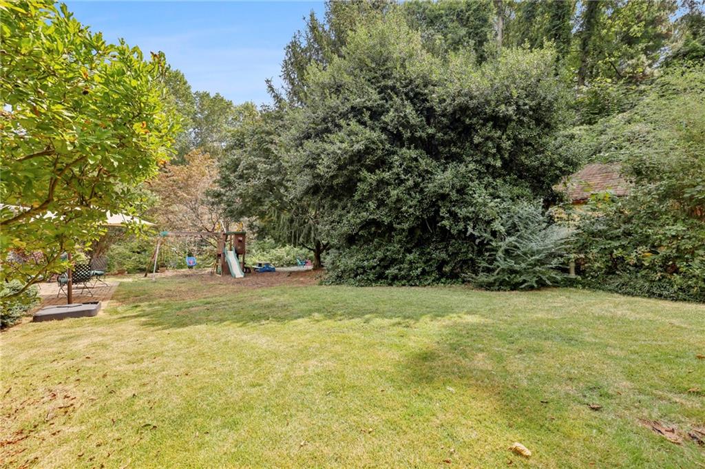 4237 Smithsonia Drive