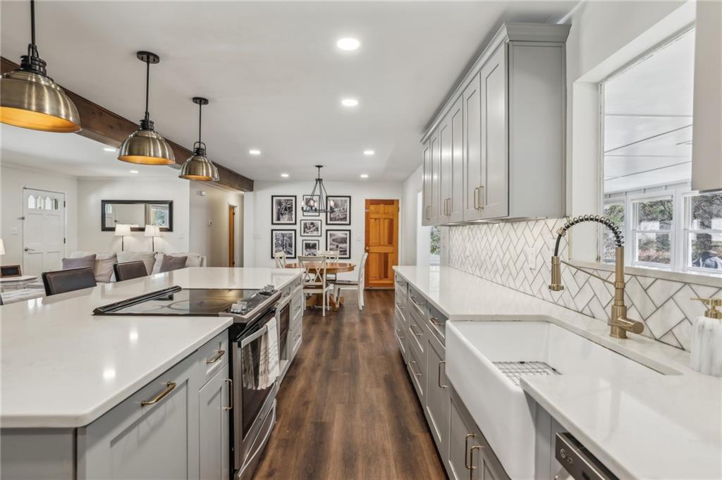 4237 Smithsonia Drive