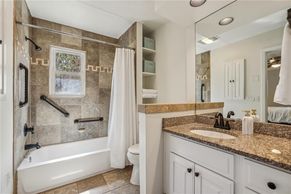 4237 Smithsonia Drive