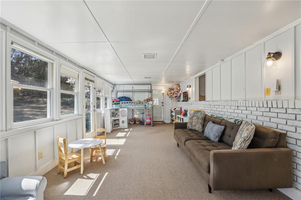 4237 Smithsonia Drive