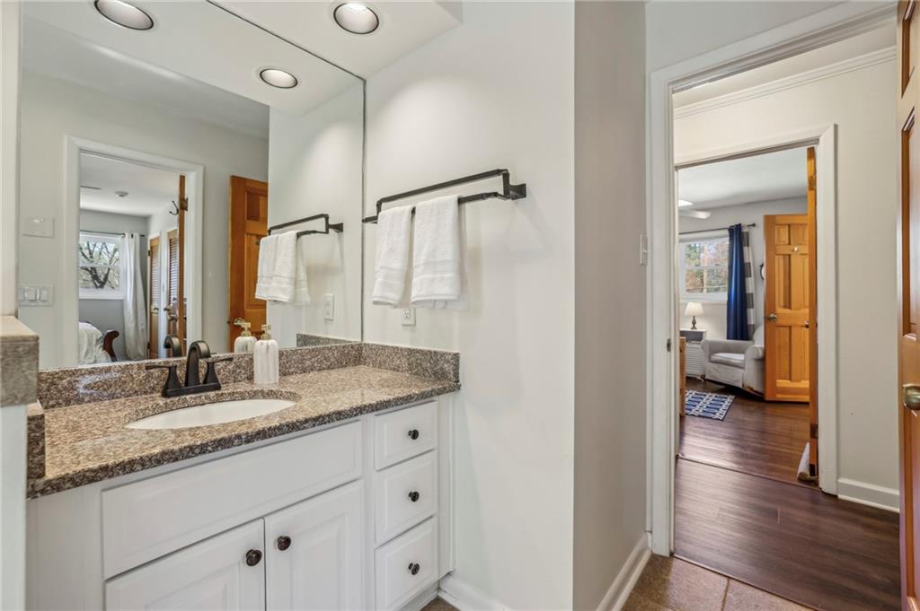 4237 Smithsonia Drive