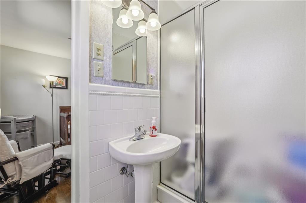 4237 Smithsonia Drive