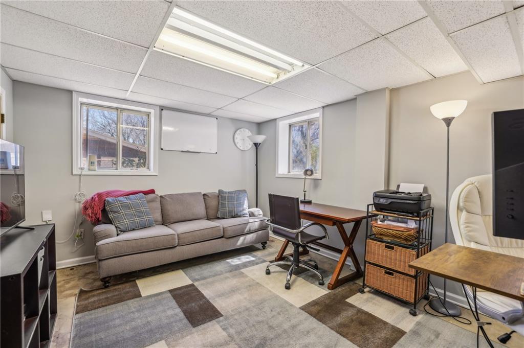 4237 Smithsonia Drive