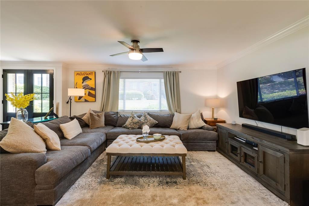 7090 Stonington Drive NE