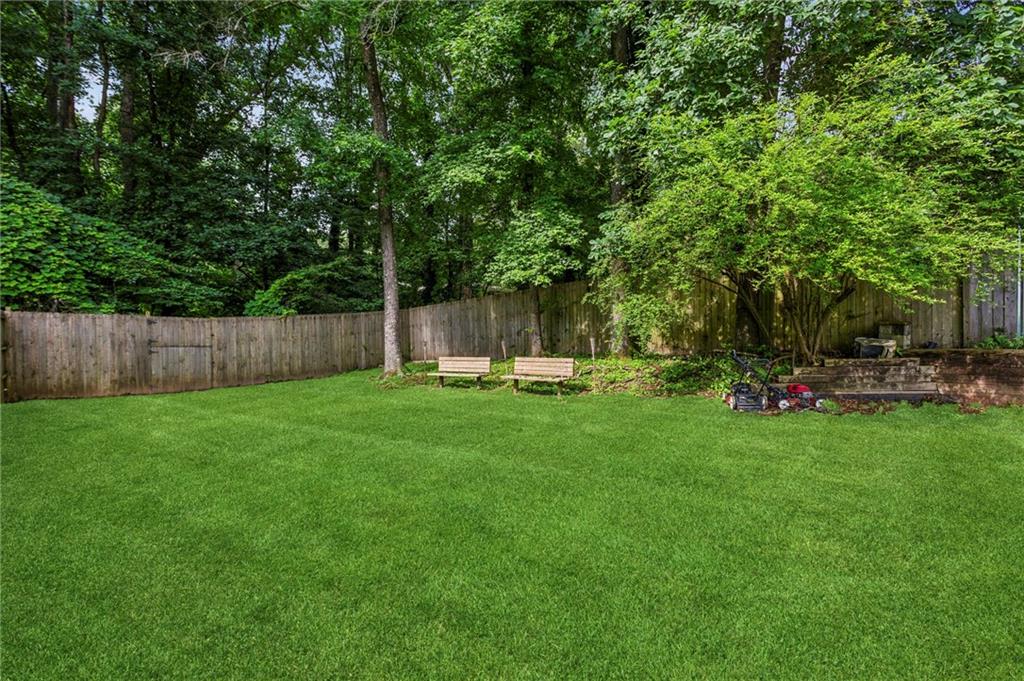 6889 Kingsboro Drive