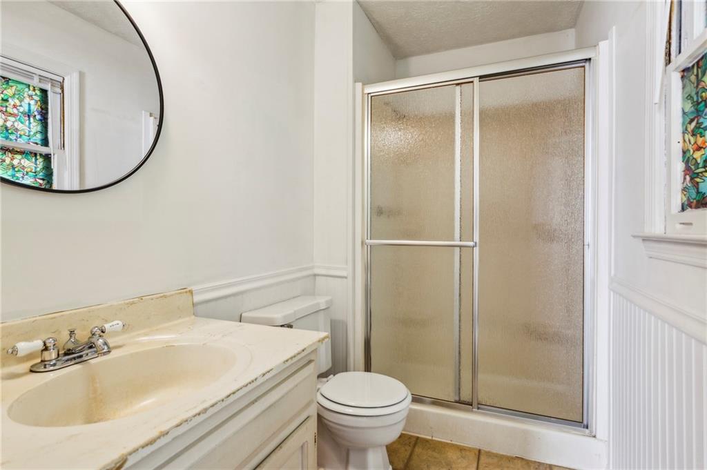 6889 Kingsboro Drive