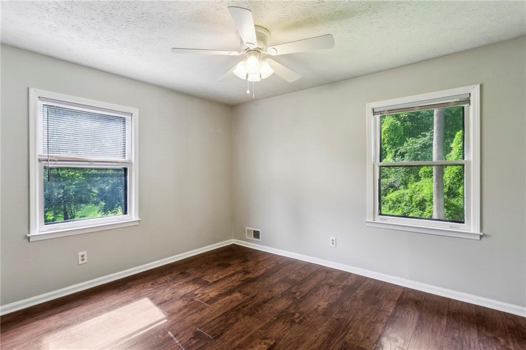 6889 Kingsboro Drive