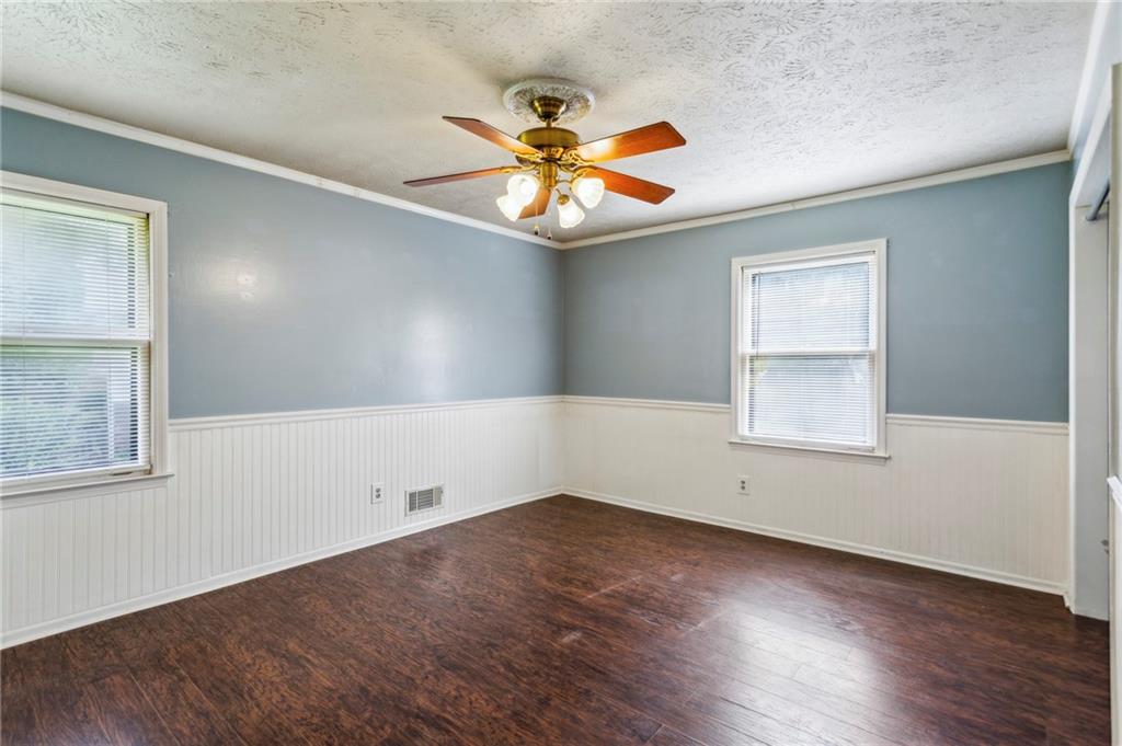 6889 Kingsboro Drive