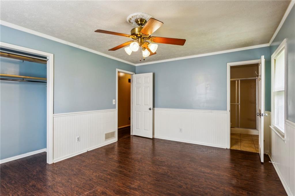 6889 Kingsboro Drive