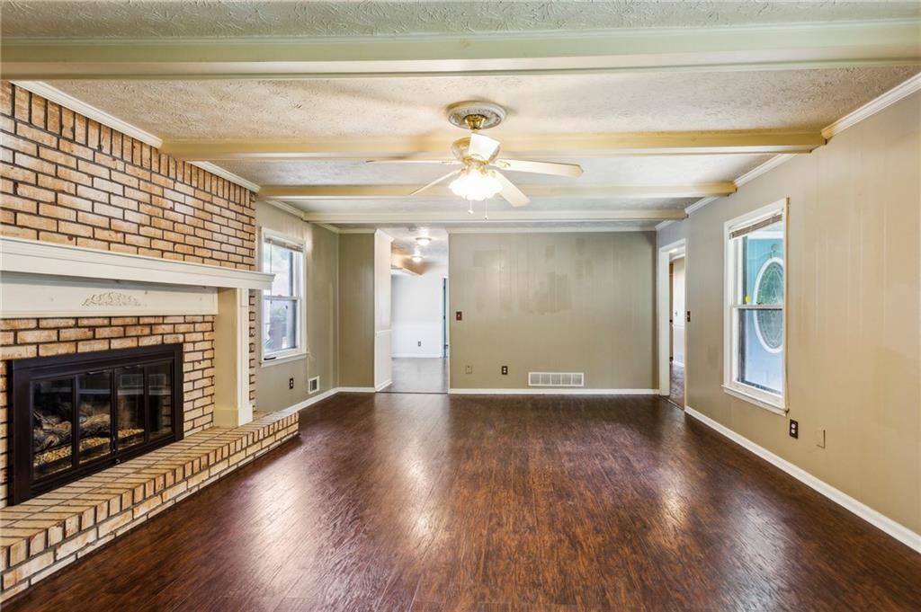 6889 Kingsboro Drive