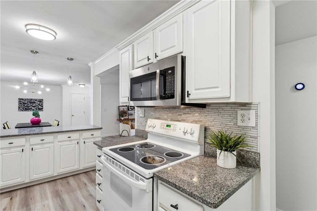 607 Brighton Point