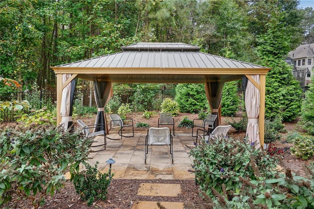 15420 Treyburn Manor View