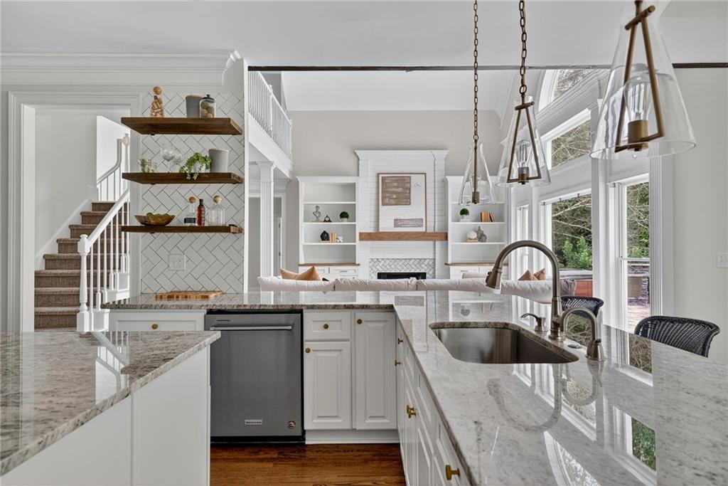 15420 Treyburn Manor View