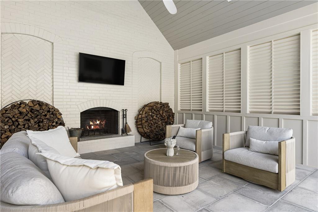 210 Hawks Lake Drive