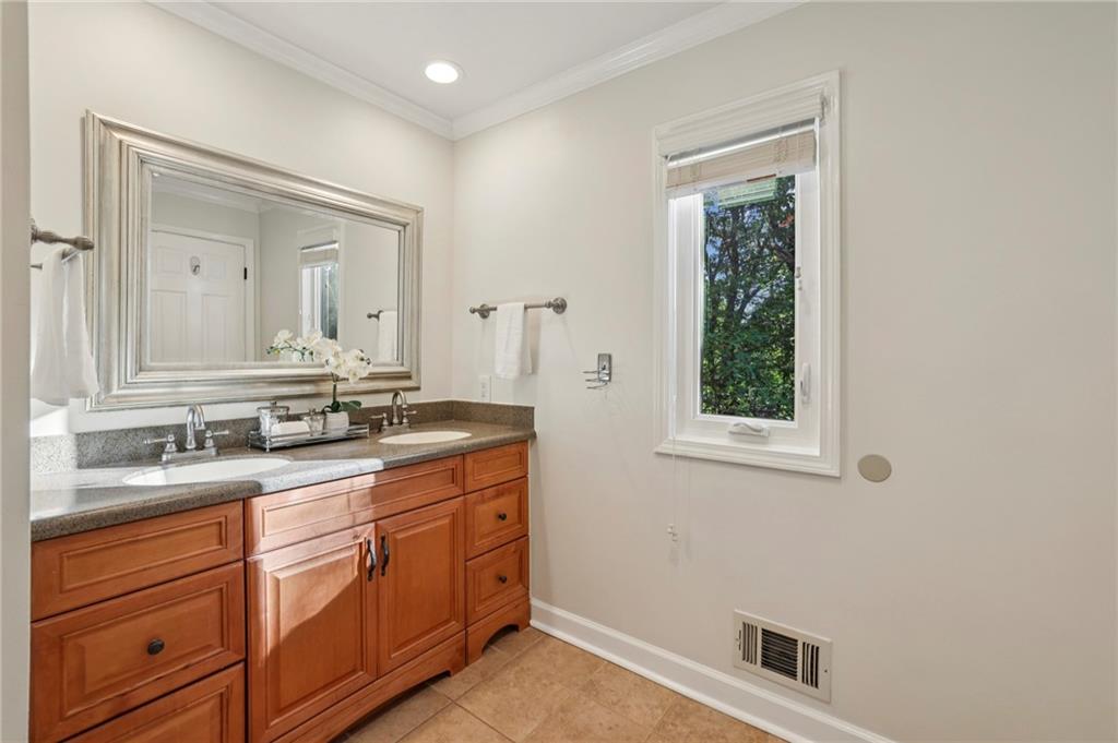 5051 Pine Bark Circle