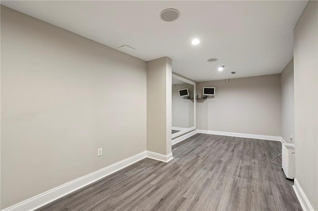 5051 Pine Bark Circle