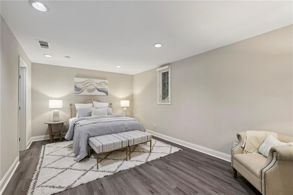 5051 Pine Bark Circle