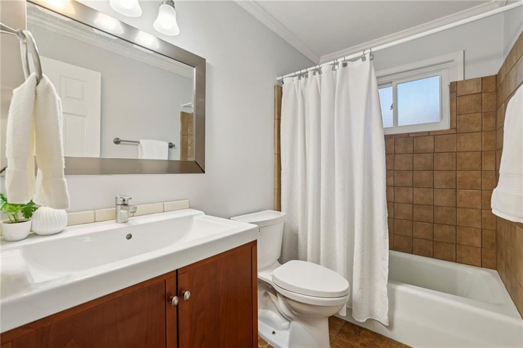 5051 Pine Bark Circle