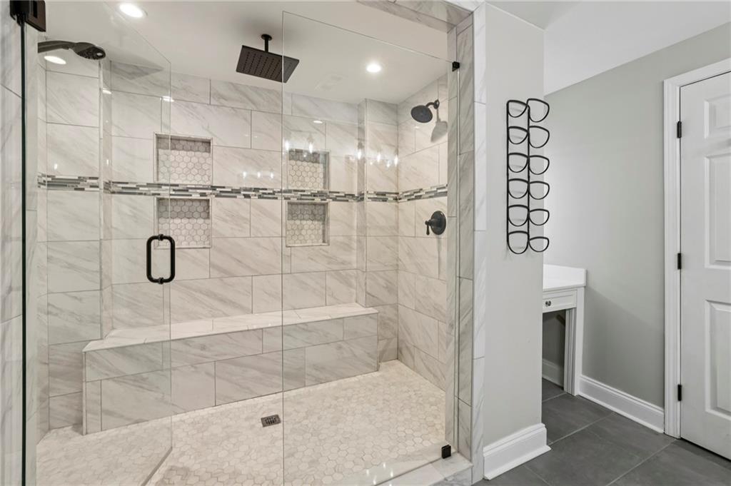 5051 Pine Bark Circle