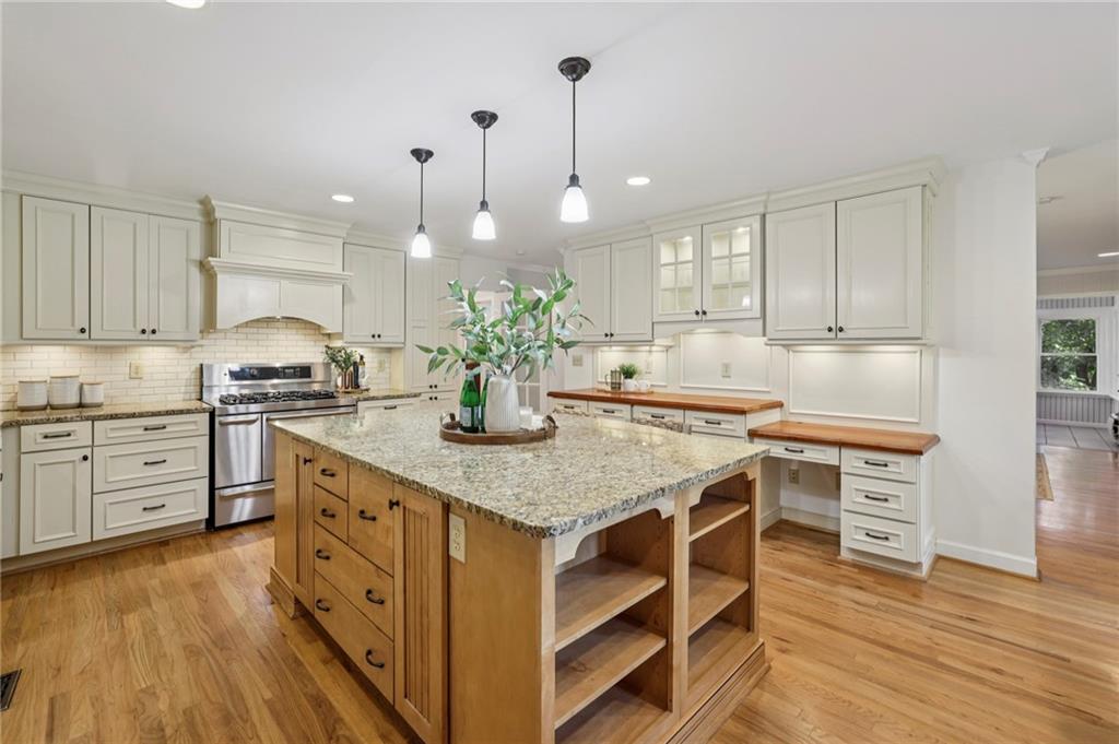 5051 Pine Bark Circle