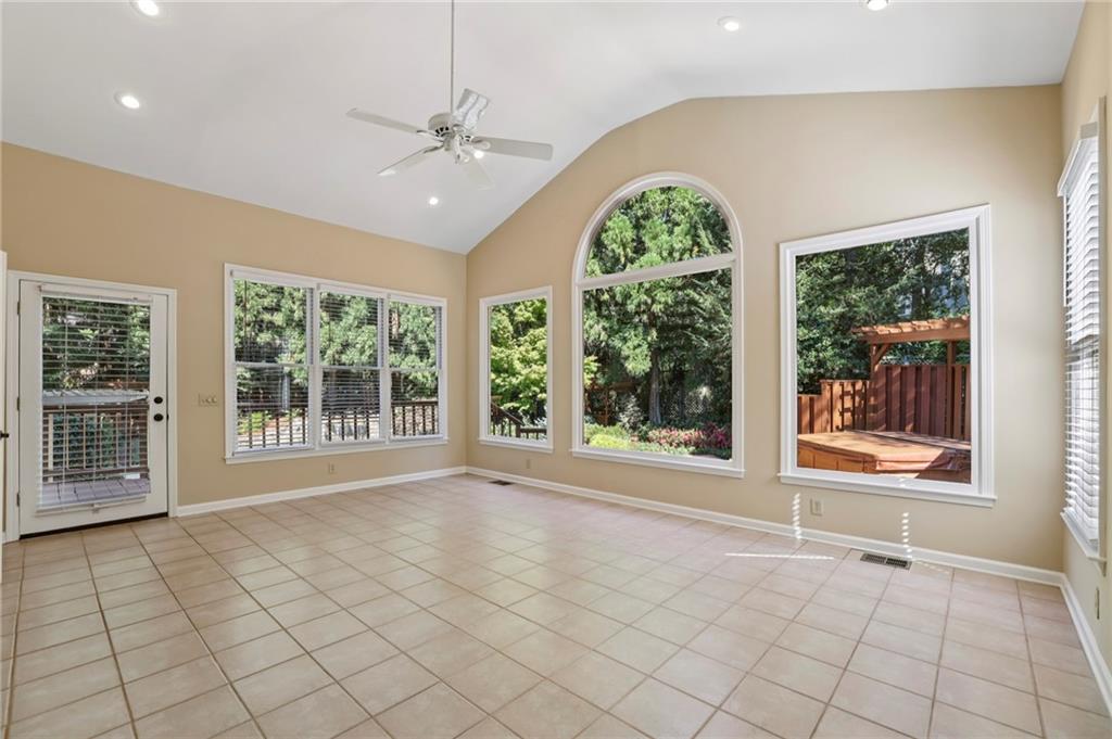 3273 Turtle Lake Drive SE