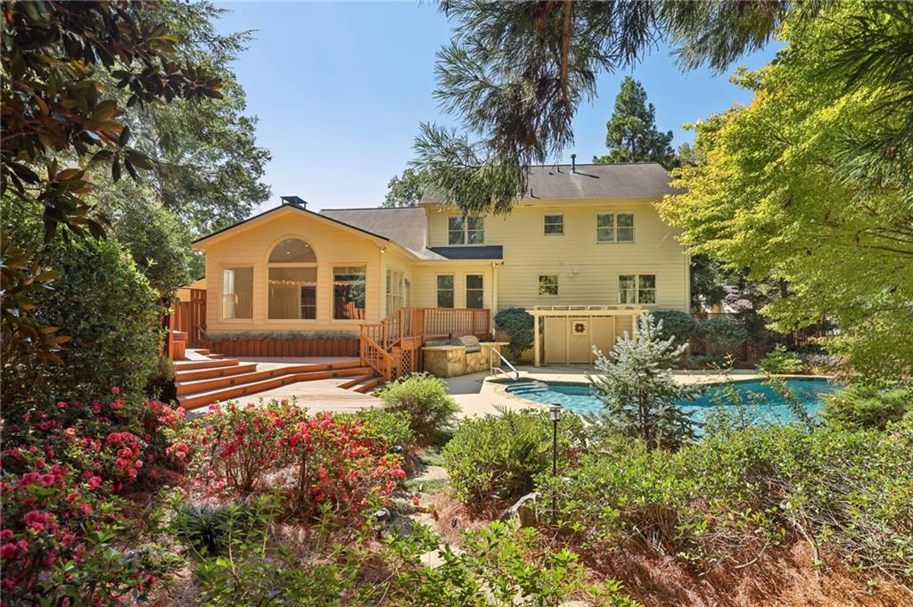 3273 Turtle Lake Drive SE