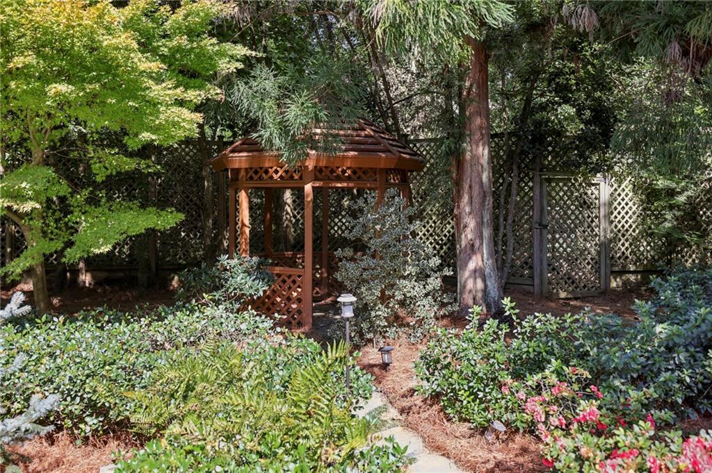 3273 Turtle Lake Drive SE