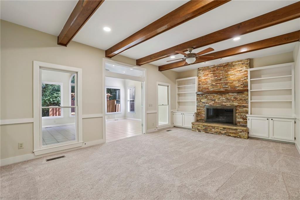 3273 Turtle Lake Drive SE