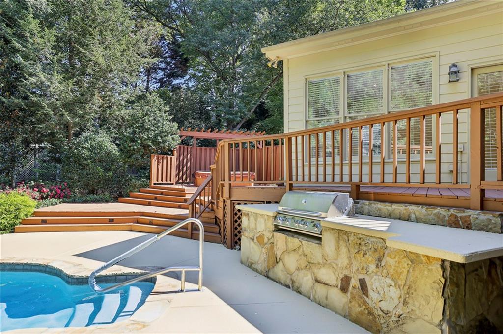 3273 Turtle Lake Drive SE