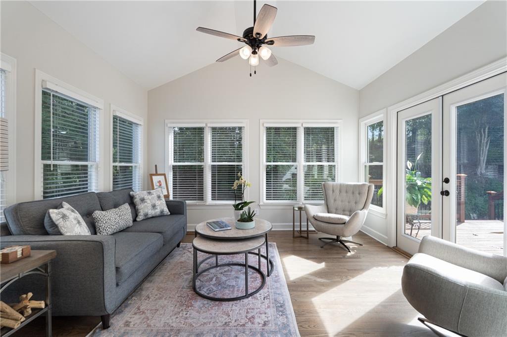 3669 Outlook Court NE