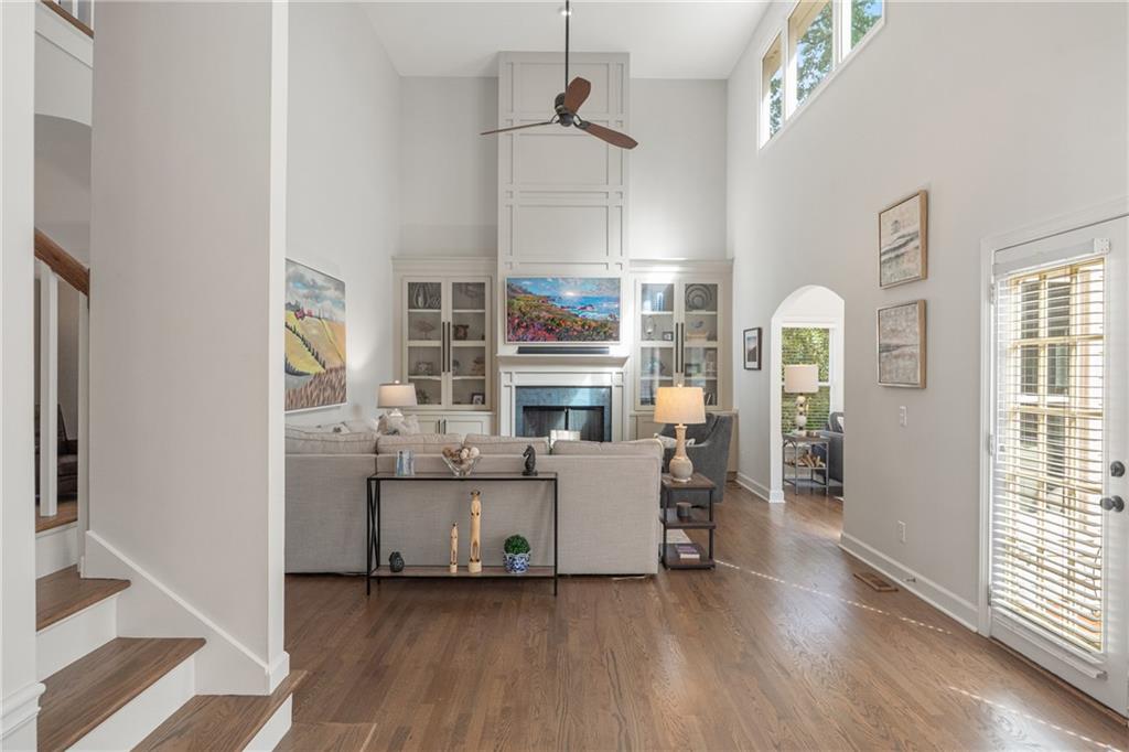 3669 Outlook Court NE