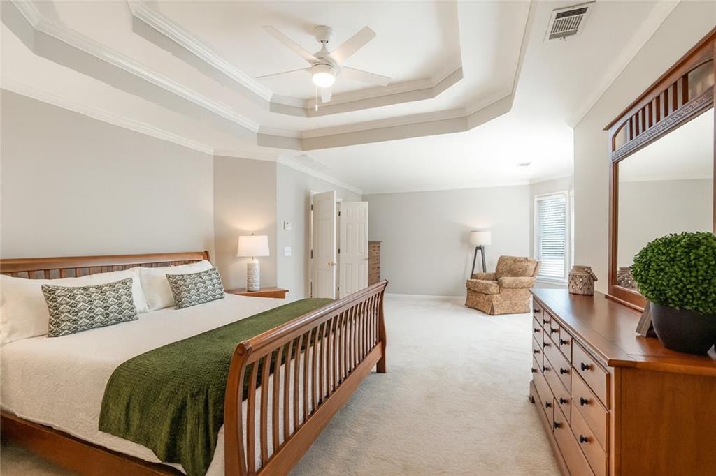 3669 Outlook Court NE