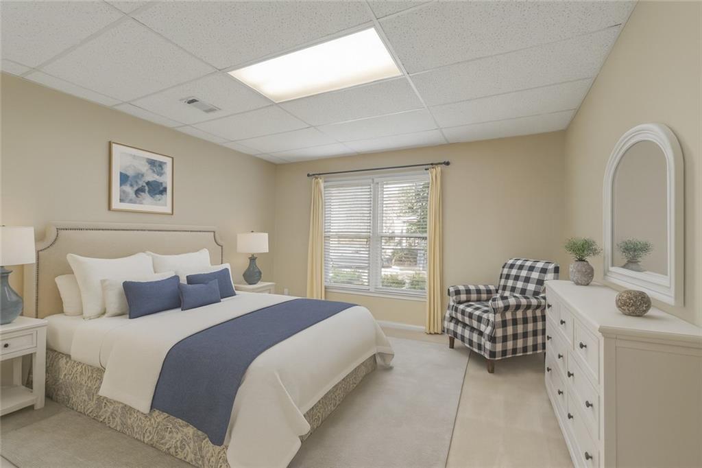 3669 Outlook Court NE