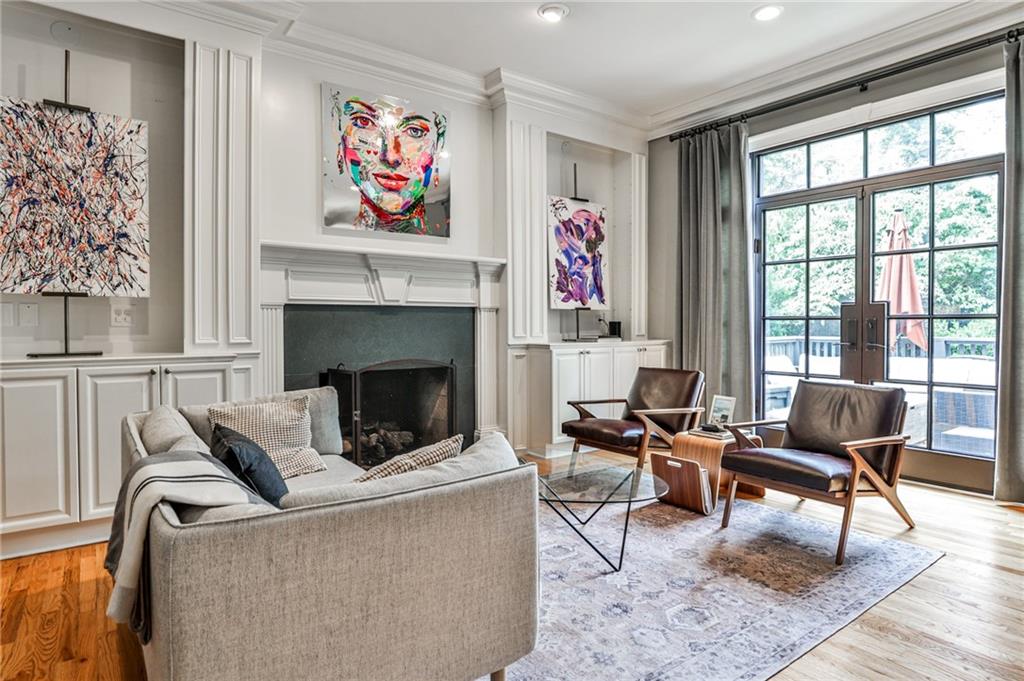 2696 Ellwood Drive NE