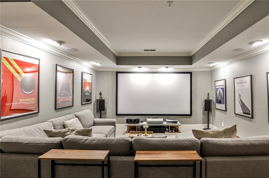 2696 Ellwood Drive NE